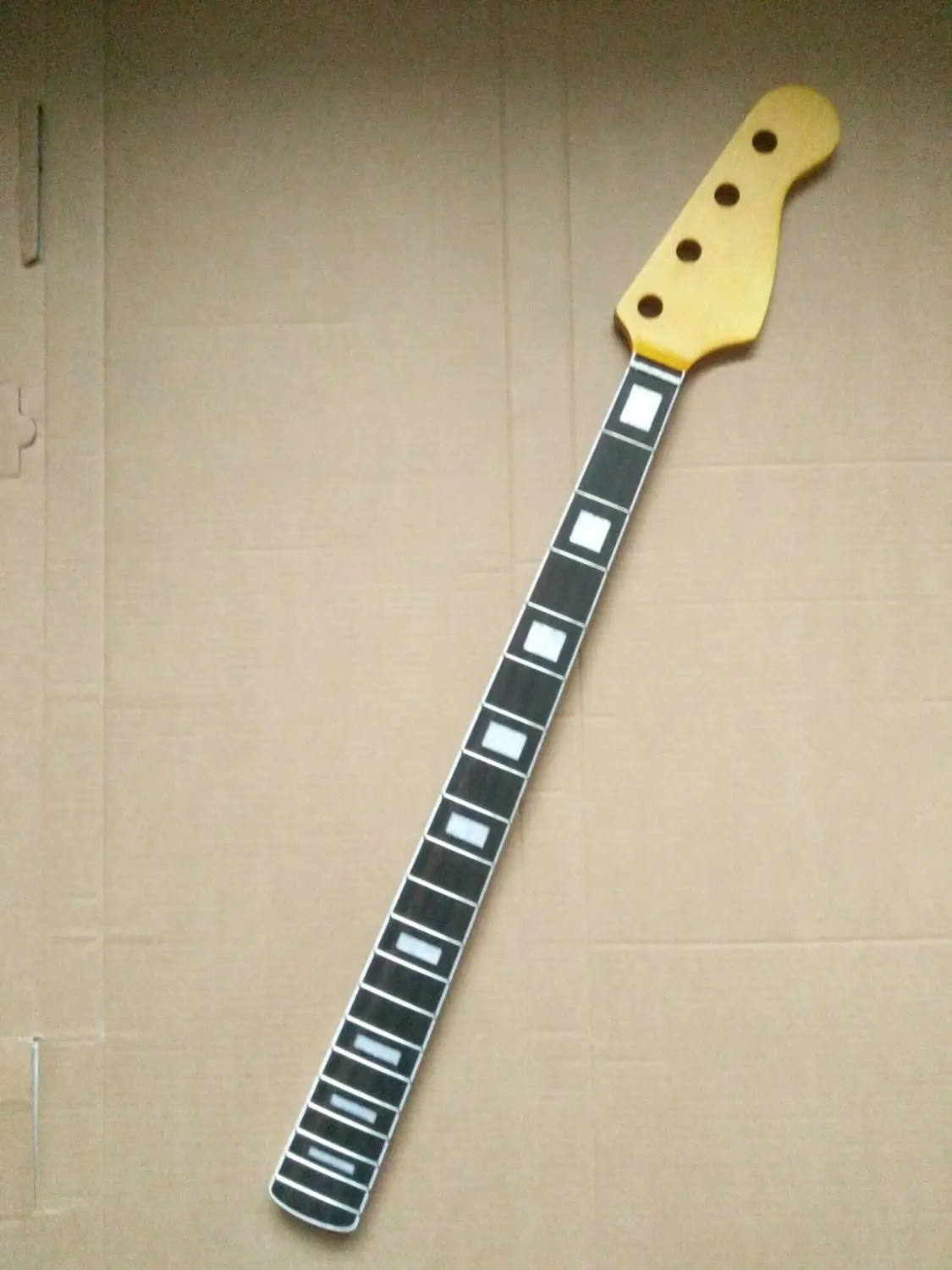 

Unfinished JAZZ bass Guitar Neck Replacement 20 Fret rosewood Fretboard