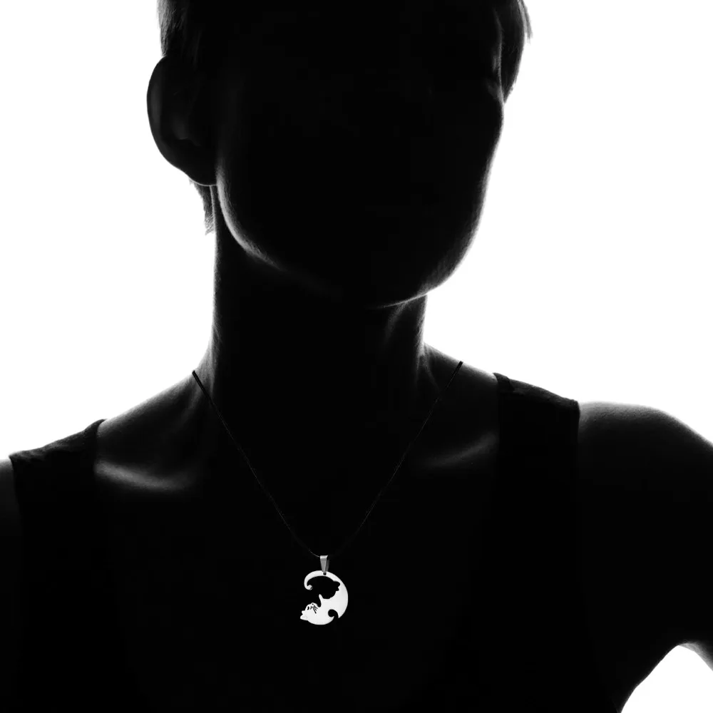 Female_Necklace_1