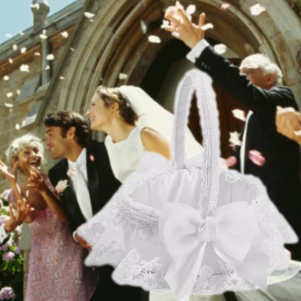 RECOMMENDED European Style Wedding Supplies Lace Basket Weeding Party Banquet Decor Girls Weeding Celebration Ceremony