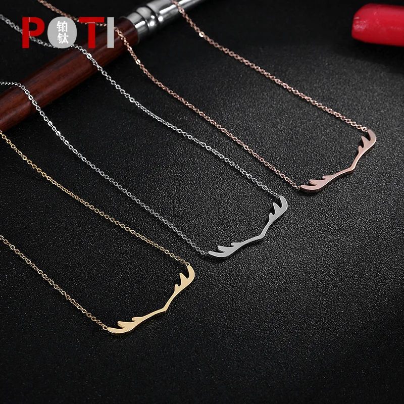 

TSHOU49 Small fresh antler rose gold necklace titanium steel non-fading clavicle chain pendant