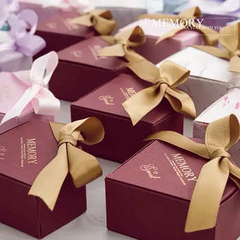 

AVEBIEN 2019 New European Candy Box Wedding Favors and Gifts for Guests Souvenirs Creative Wedding Supplies Paper Candy Box 20pc