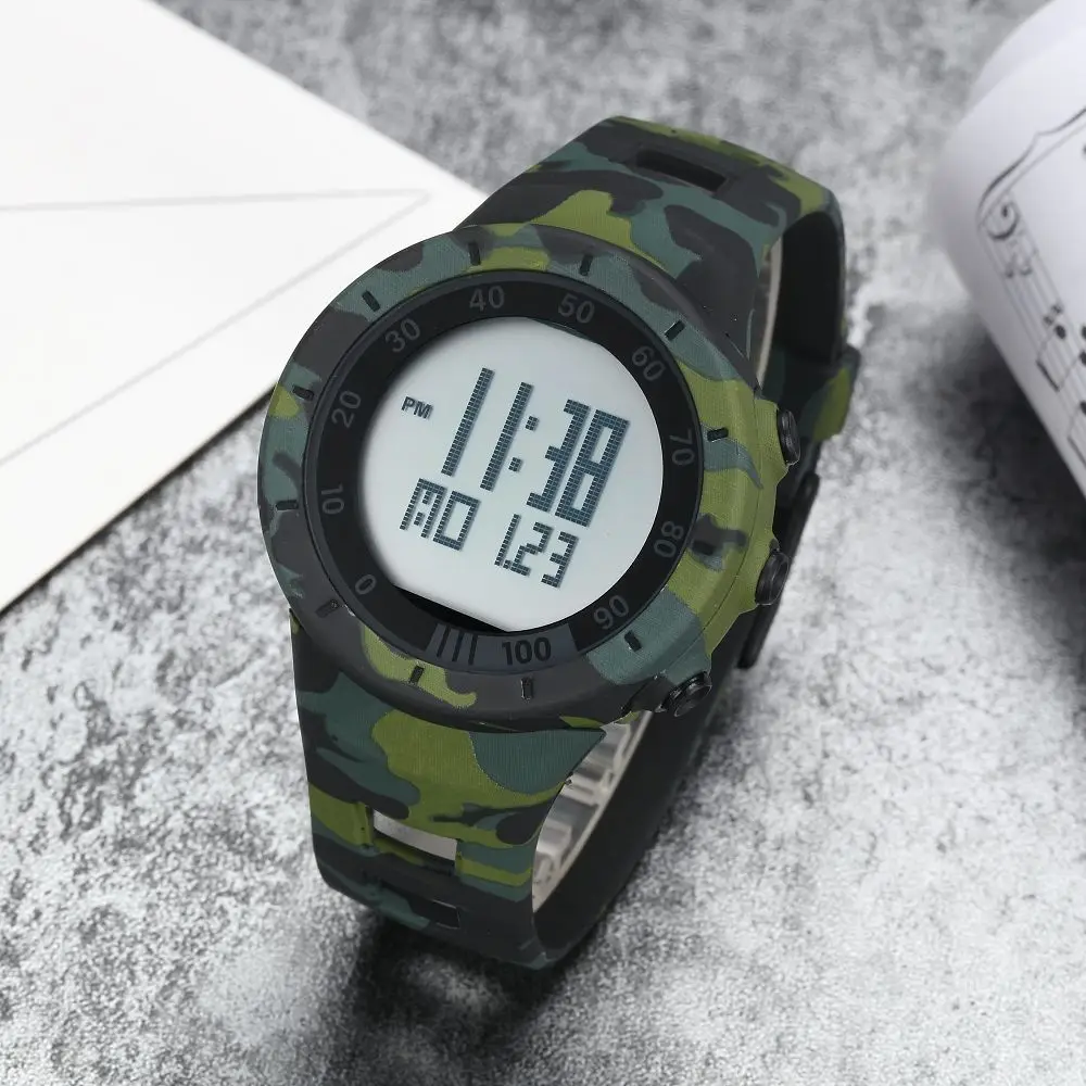 

OHSEN Fashion Brand Digital Man Male Wristwatch Rubber Strap Alarm Date LCD 50M Waterproof Swim Watches Montre Homme Clock Gift