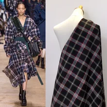 Весна и лето шаблон черный маленький квадратный цветок одежда Топ цифровой печати модная ткань оптом на заказ