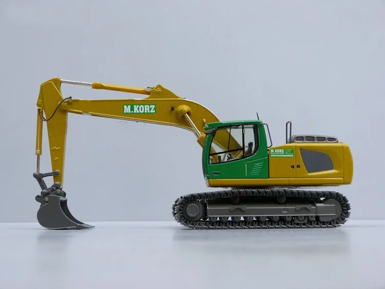 NZG 1:50 Scale LIEBHERR R936 Hydraulic Excavator Metal Track Engineering Machinery Diecast Toy Model for Collection,Decoration