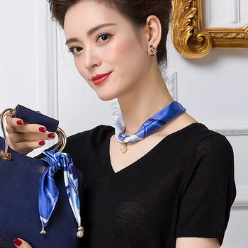 

Luxury Brand Acrylic Pendant Necklace Silk Scarf Bohemia Women Jewelry Scarves Handmade Print Pearl Hijab Female Accessories