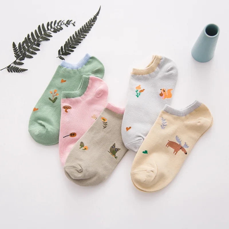 5Pairs New Women Cotton Ankle Socks Cute Cat Colorful Funny Socks Casual Animal Fruit Cake Cartoon Socks For Girls 5Pairs New Women Cotton Ankle Socks Cute Cat Colorful Funny Socks Casual Animal Fruit Cake Cartoon Socks For Girls
