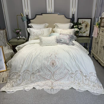 

New Luxury White Gray Pink 100S Egyptian Cotton Lace Embroidery Palace Bedding Set Duvet Cover Bed Linen Bed sheet Pillowcases