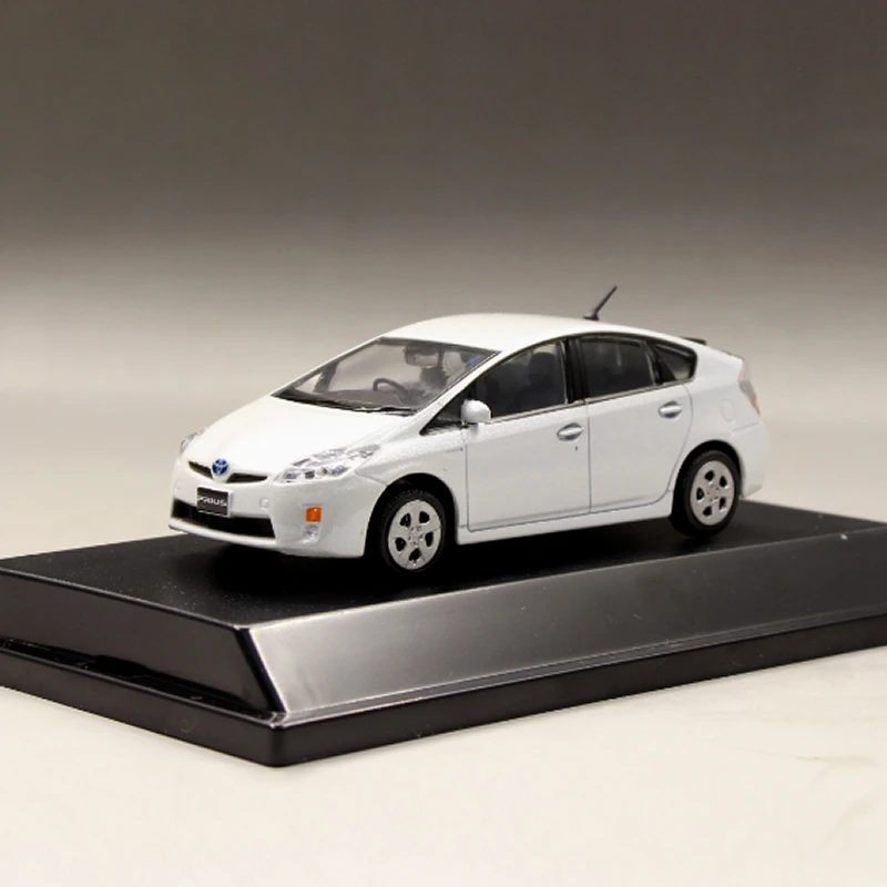 prius toy car