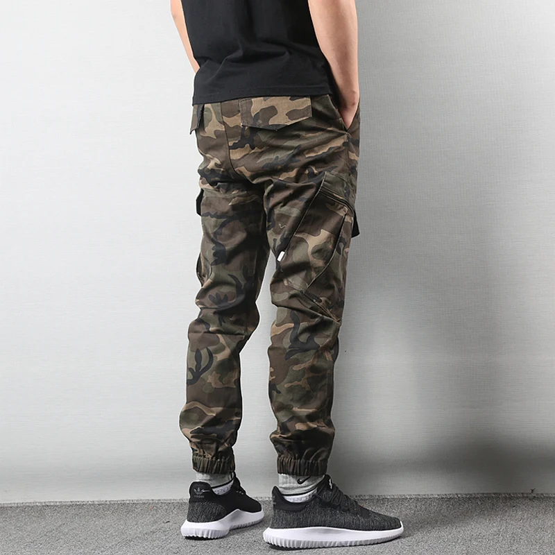 Japanese Style Fashion Jeans Men Elastic Waist Big Pocket Cargo Pants Camouflage Military Pants Hip