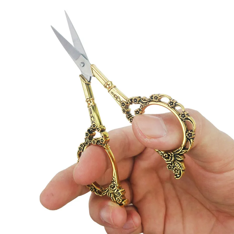 KOKNIT Vintage European Scissors Thimble Metal Thread Cutter Sewing Kits Cutting Patchwork Tool Tailor DIY Sewing Tools Set (5)