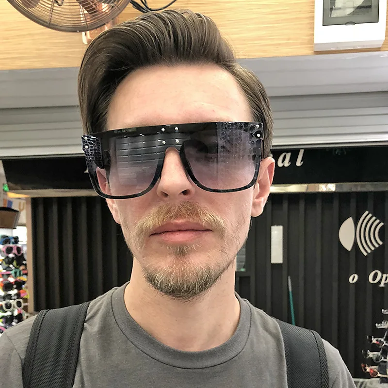 

Luxury Sunglasses Men Women Fashion Shades UV400 Vintage Glasses Celebrity Square Frame Female Sun Glasses 2019 Brand New Mirror