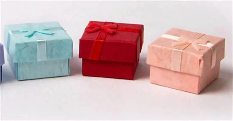 

1Pc Royalblue Pink Red Brown Black Beige Square Carton Bow Case Jewelry Earring Bracelet Ring Gift Boxes 4cm X 4cm X 3.2cm