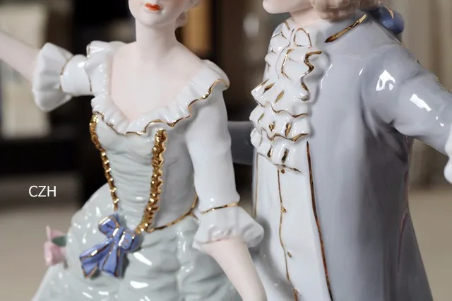 Estatuetas e miniaturas