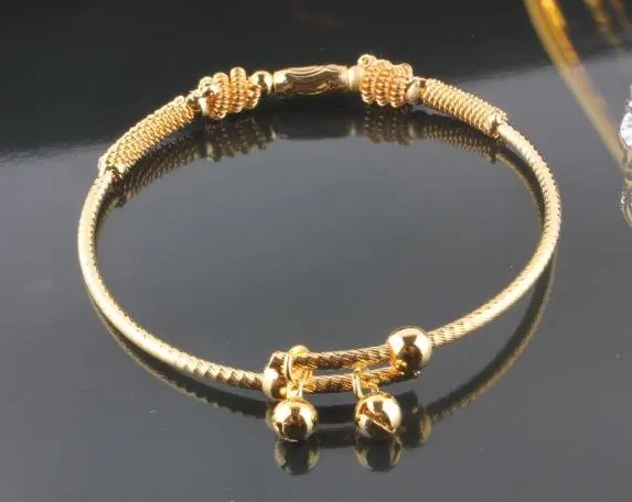 Fashion Jewelry Bangle 18k Yellow Gold Fiiled Baby Dangle Fashion Jewelry Bangle 18k Yellow Gold Fiiled Baby Dangle Jewellry