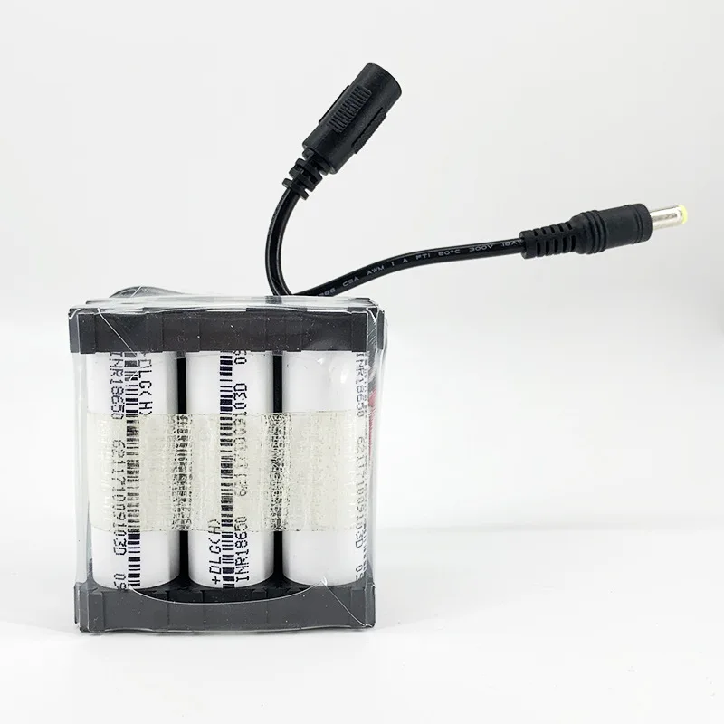 

Soshine 12V rechargeable battery 3Ah portable battery pack 18650x3 lithium-ion battery built-in battery pack