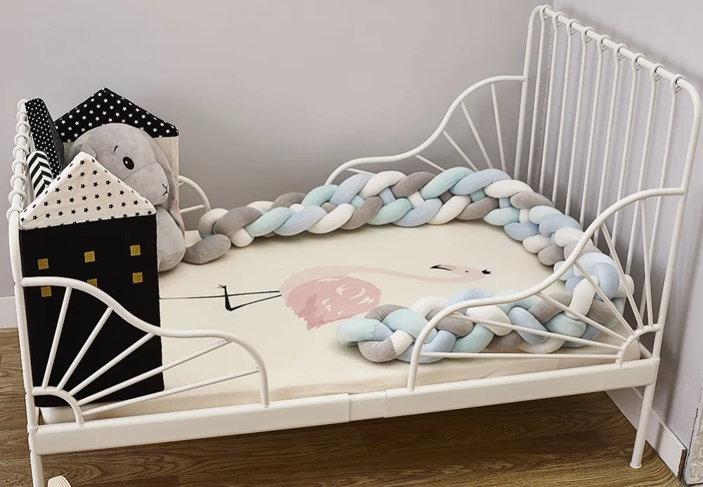 В настоящее время плетеная леска с 4 нитями Беби бантика кровать 2,2 м ручной работы для Nodic узел новорожденного кровать бампер длинная плетеная оплетка подушка для детской кроватки, узел для детской кроватки