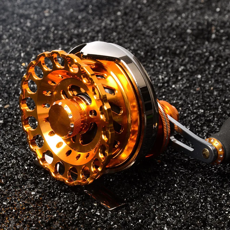 Gold 7 3000 Series 2.61 Bearings Bait Casting Left/Right Handle