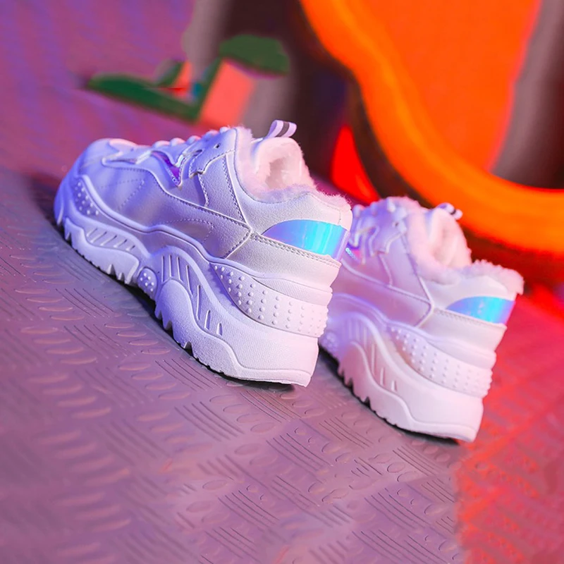 Tleni 2018 Women Sneakers New PU Women running Shoes Winter Lace-Up Flats Platform Warm Plush Women Shoes ZF-37