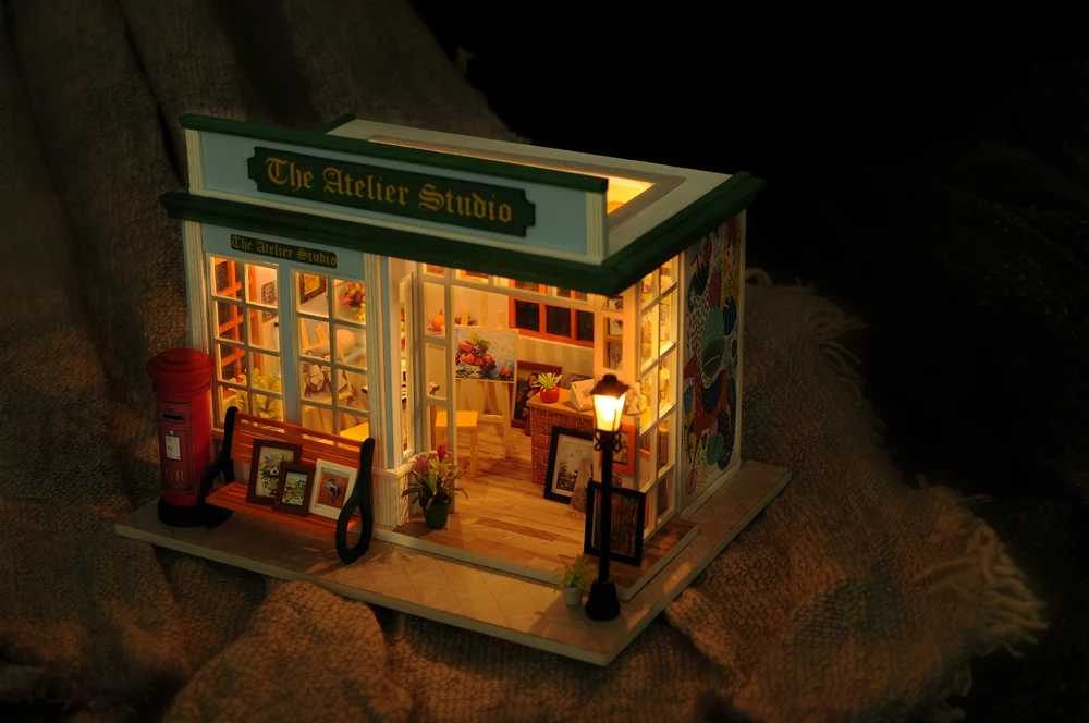 The Atelier Studio DIY 3D Dollhouse