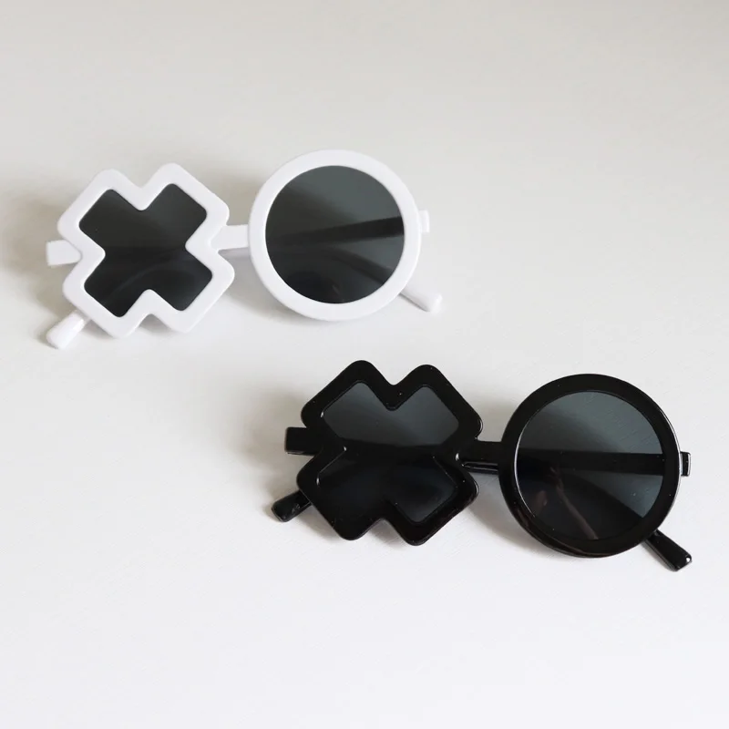 

Children glasses ins with fashionable sunglasses for babies boys and girls uv XO letters sunglasses fashionable cute