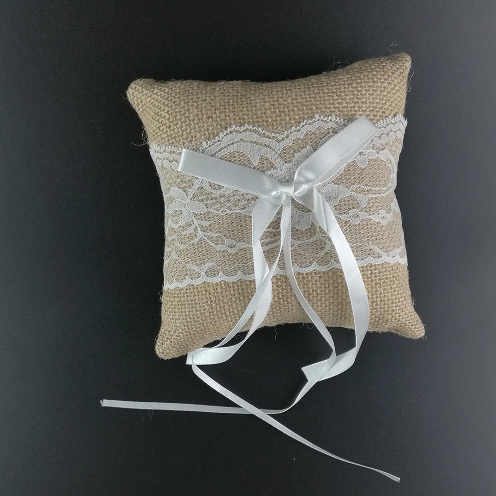 hessian ring cushion
