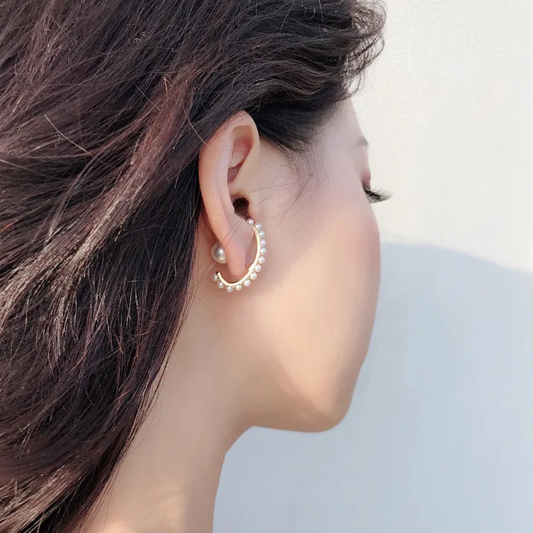 

Arc Design Semicircle Simulated Pearl Stud Earrings For Women Fashion Jewelry Piercing Ear Jewelry Boucle D'oreille Femme Bijoux