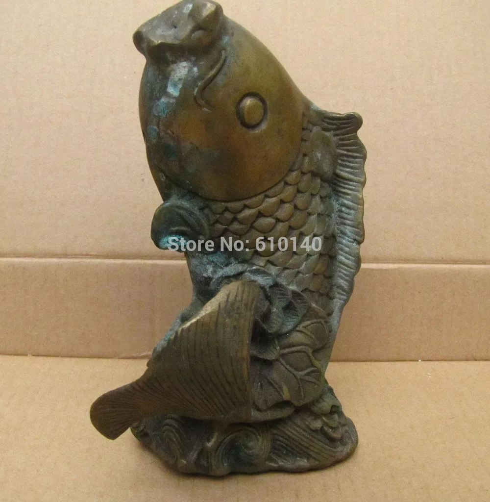 

Chinese old Copper Fish statue decoration