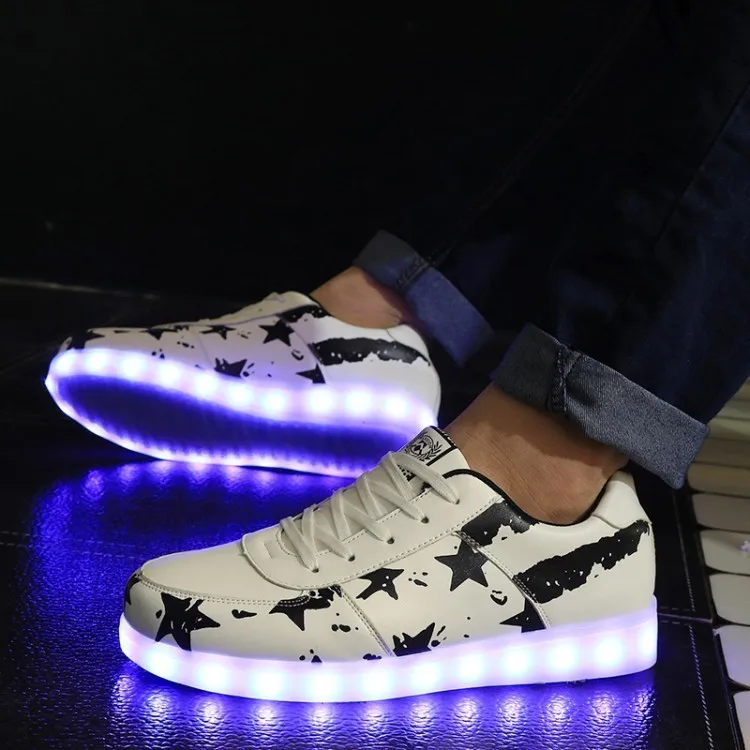Новинка года; сезон весна-осень; детская обувь со светодиодной подсветкой для мальчиков и девочек; светящаяся обувь с подсветкой; заряжаемые фонари с USB; детская беговая Обувь