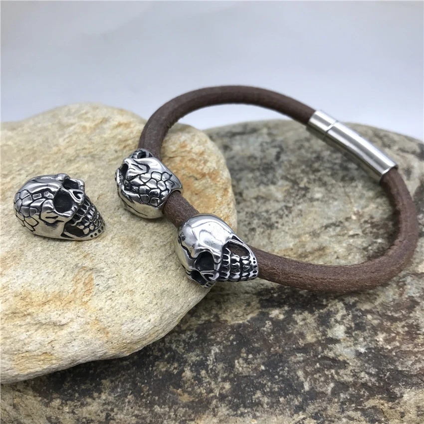 

Wonlee Winle Stainless Steel 6.2mm hole Skull European Beads Skeleton Charms For Men Bracelet Jewelry Making(Without Bracelet)