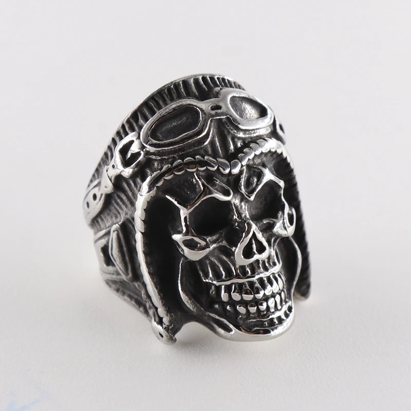 pilot skull rings (6)