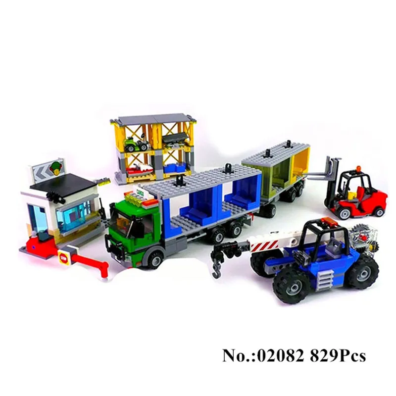 

H&HXY In Stock 02082 City Series 829Pcs The Cargo Terminal Set Building Blocks Bricks lepin Educational Funny Toys As Gift Model