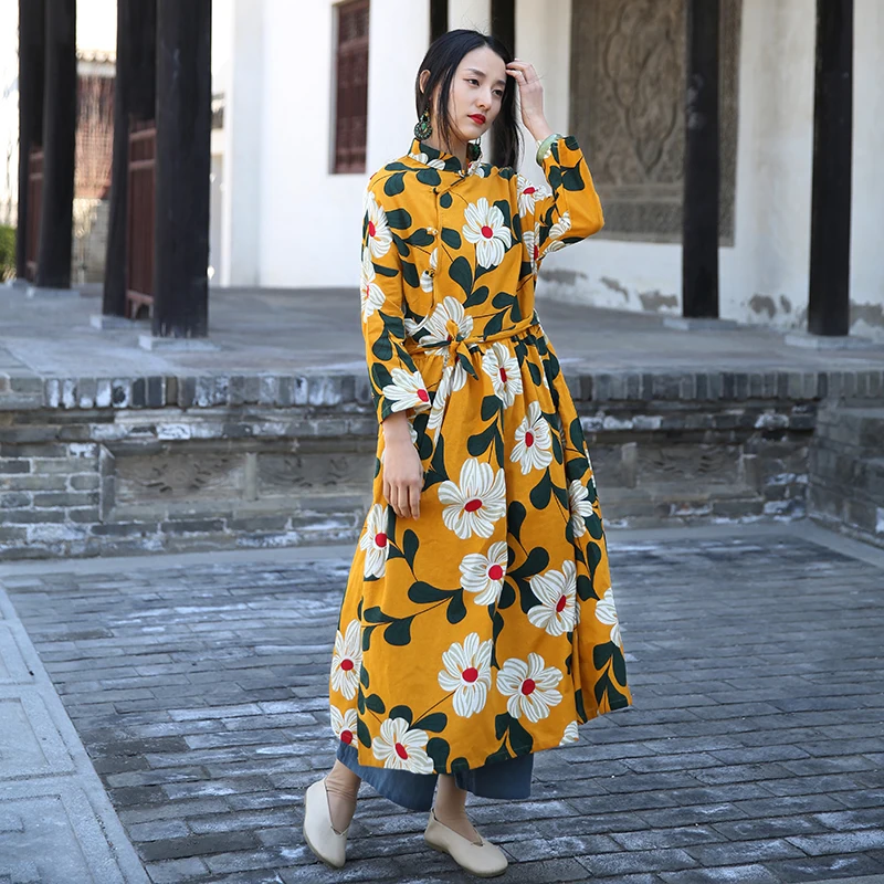 

Vintage Frog Button Stand Collar Big Flowers Print Women Cotton Linen Dress, Loose Yellow Blue Flower Patterned Plus Size Robe