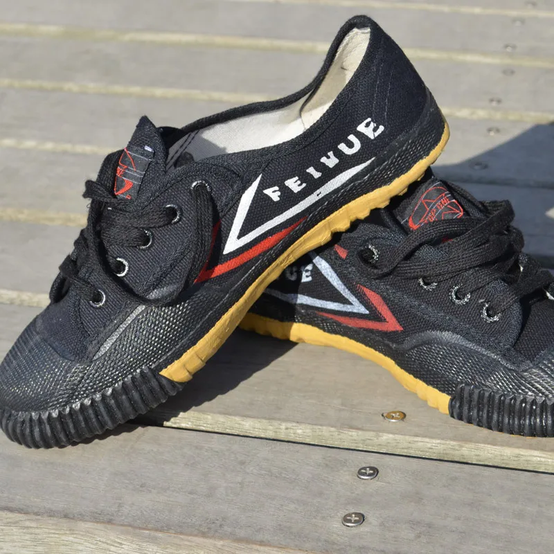 

Black Feiyue Shoes White Martial arts Tai chi Taekwondo shoes Wushu Karate Footwear Kung fu Sports Training Sneakers kids adult