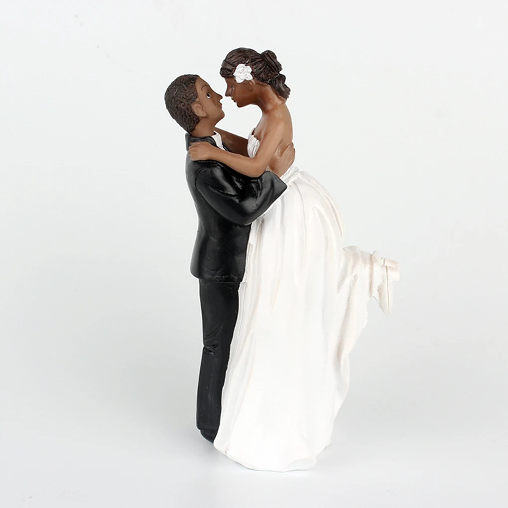 Romantic Black Groom Bride Marry Resin Figurine Wedding Cake Topper Wedding Decoration