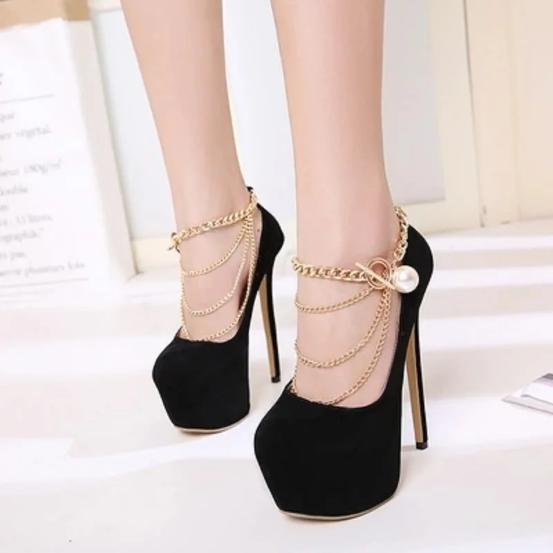 

2018 autumn and winter new fashion chain pearl shallow mouth super high-heeled personality trend ladies single shoes