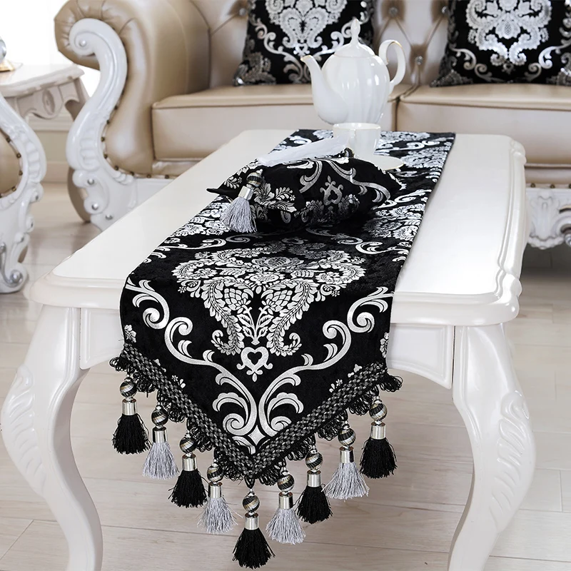 

2019 hot sale Luxury Europe Runner silver plating Bead tassels Beauty Table Bed Home Room Dec runner Mat mat wholesale