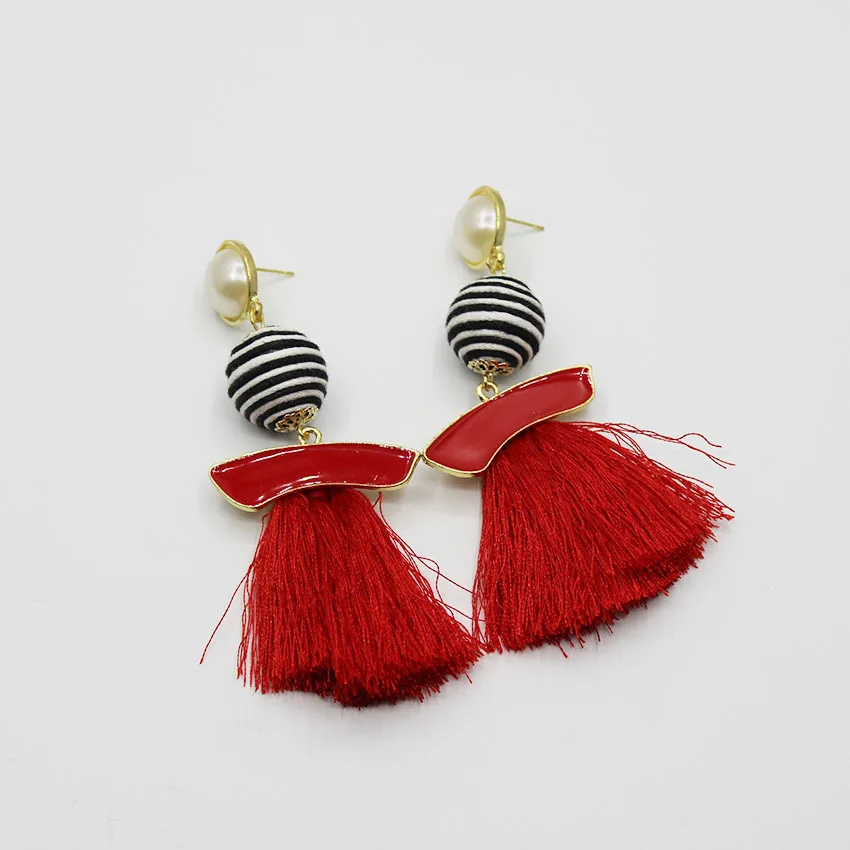 

Baroque new fashion catwalks Bohemian long tassel earrings 094