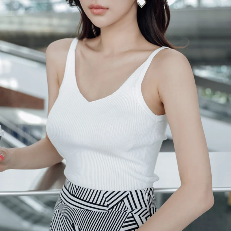 

Summer Women Knitting Solid V-neck Cropped Camis Tops Sleeveless Tee shirts Girls Solid Tops Large Elastic Knitwear 9-245