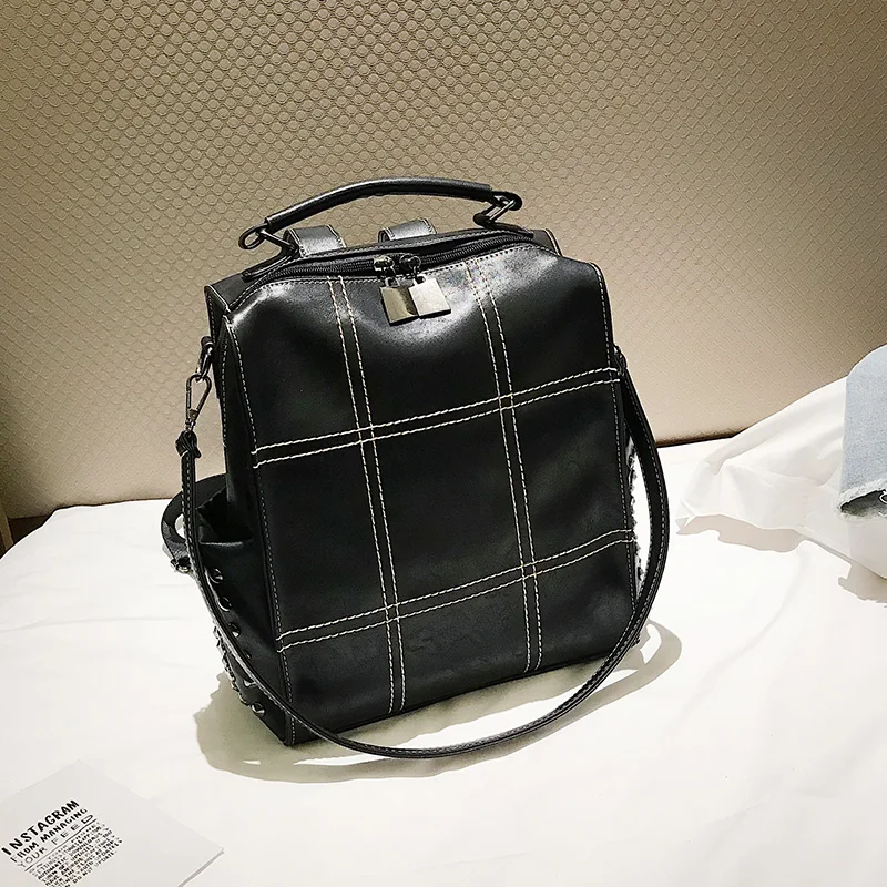 Fashion Rivet women Backpack Pu Leather Female Backpack School Backpack For Teenage Girls lock bags for Girls 2018 mochila (15)