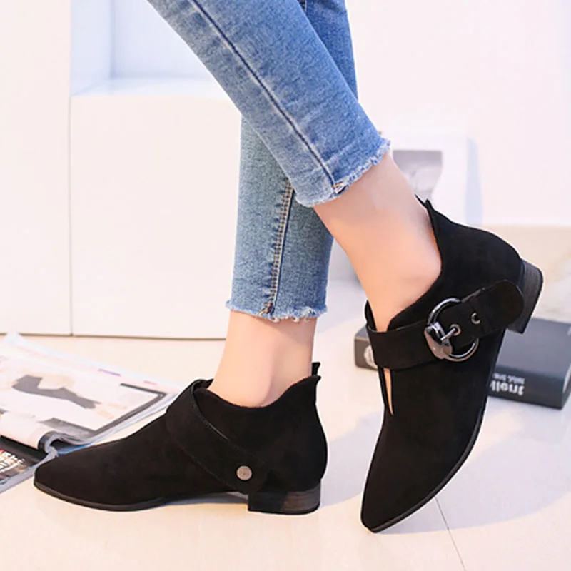 

2018 Women Pointed Toe Buckle Strap Autumn Ankle Boots Female Flock Platform Shallow Mid Heels Ladies Fashion Martin Shoes