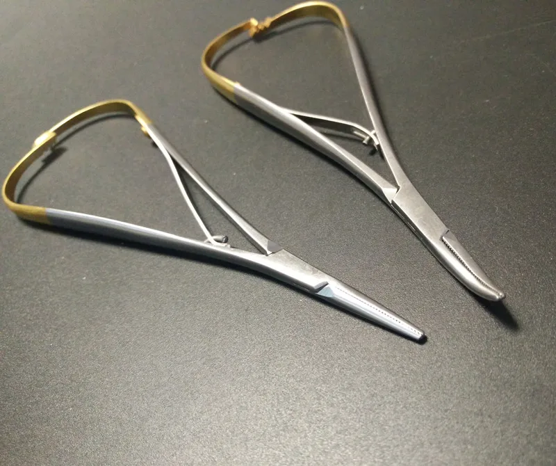 

Surgical Dental Orthodontic Implant Castroviejo Needle Holders 14cm CE Tool / Straight / Curved for choose