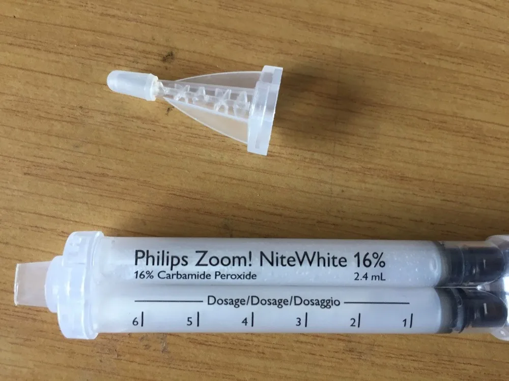 Philips Zoom NiteWhite 22% ホワイトニング 米国歯科医師推奨