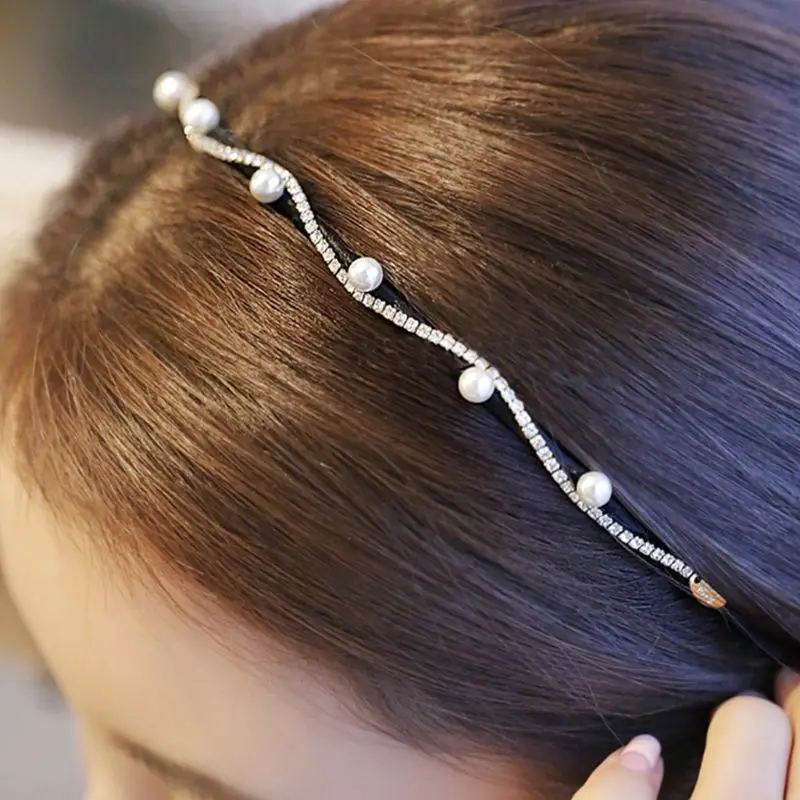 

Minimalist Korean Thin Metal Alloy Headband Ladies Bridal Wavy Rhinestone Hair Hoop Imitation Pearl Beaded Styling Headpiece