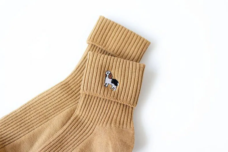 Осенне-зимние новые женские хлопковые носки, 14 цветов, двойная игла, мультяшная овечка, серия, женские модные удобные носки с вышивкой, L123