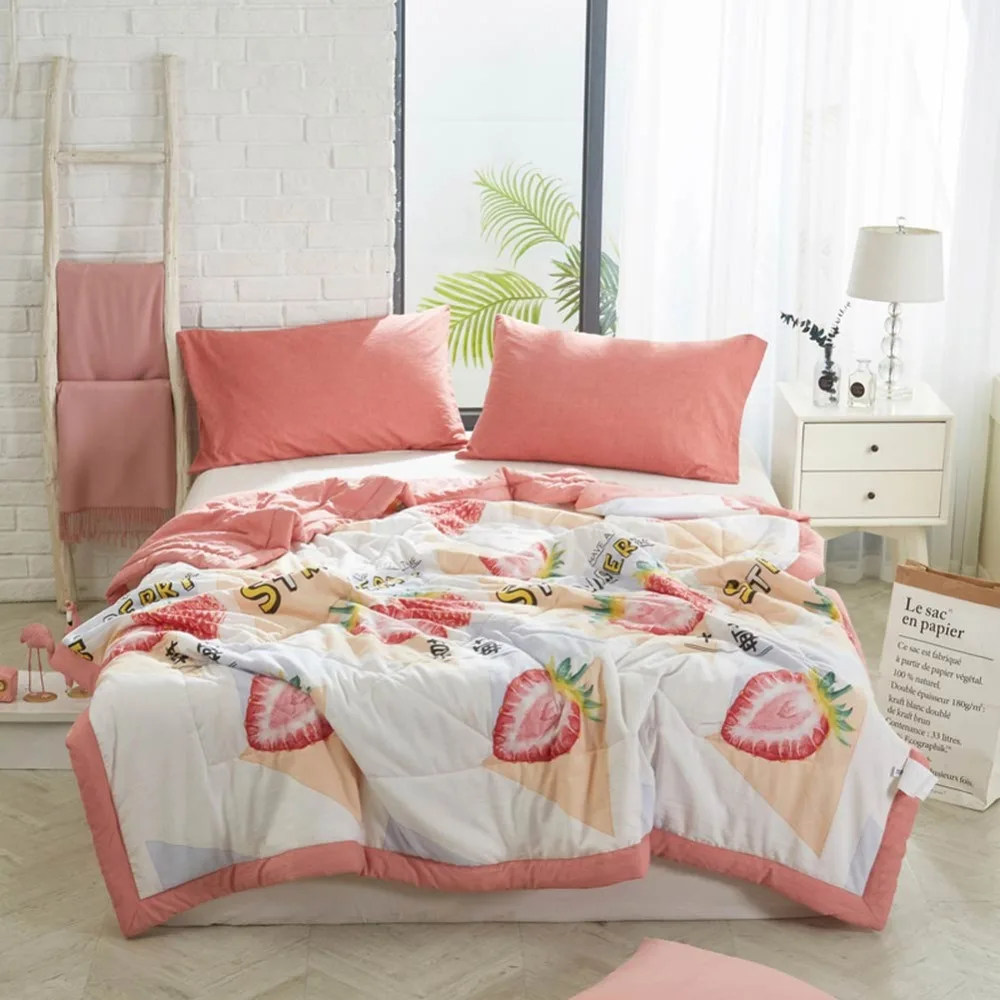 

2019 3D Strawberry Pink Stitching Comforter Summer Quilt Air-condition Wash Polyester Fabric Polyester Twin Full Queen Size