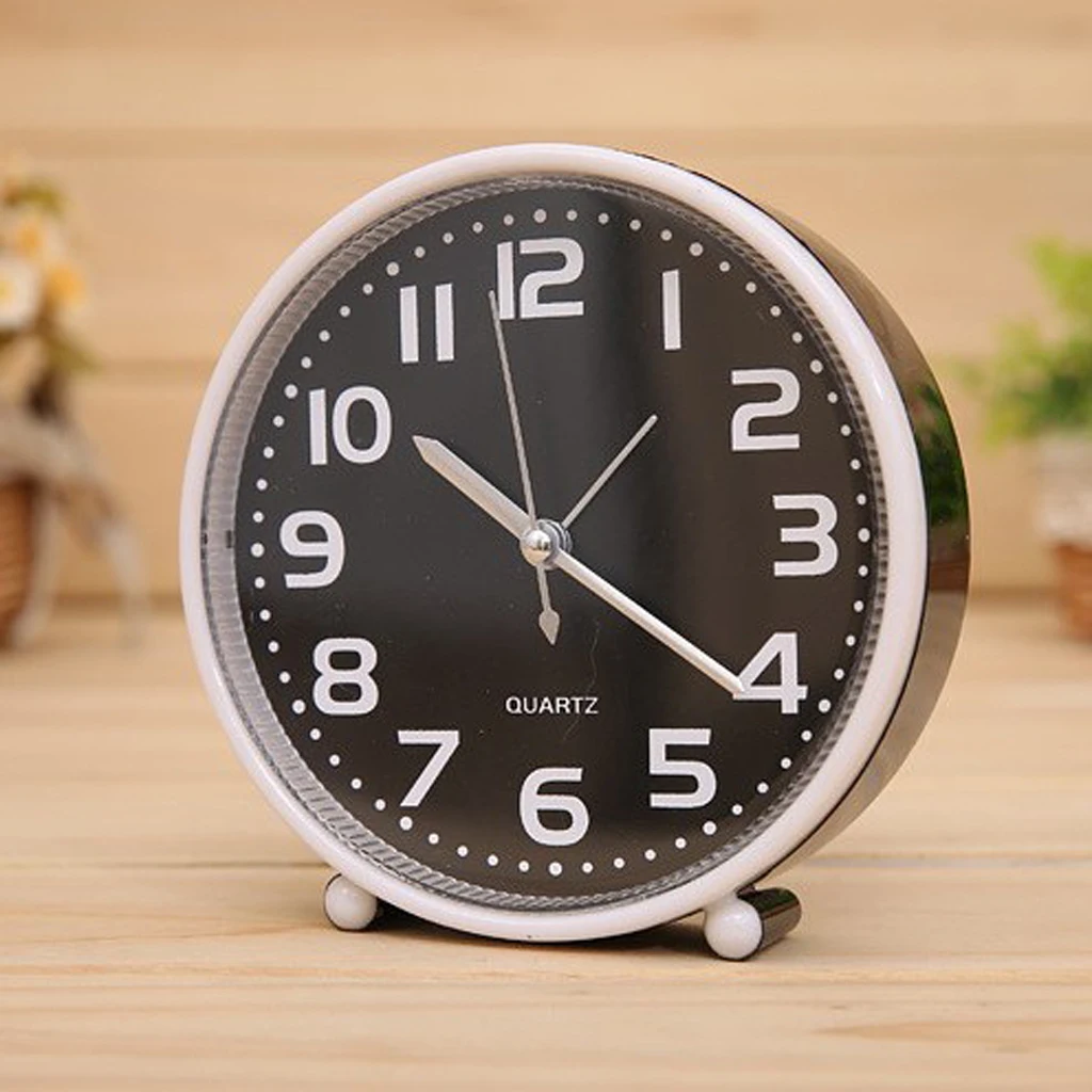 Portable Non-ticking Alarm Clock 5 Inch Candy-colored Table Clock with Night Light Home Desk Decor