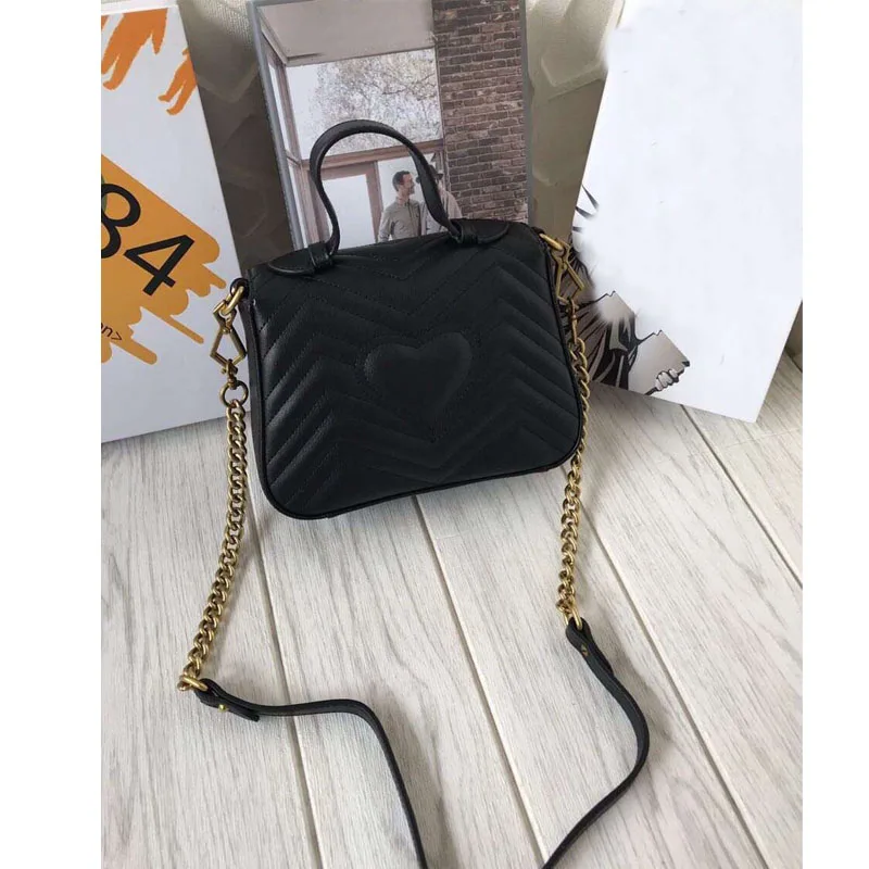 

Fashion Famous Women Bag Top Quality RealLeather Lady Handbag 2018 New Style Ladies Heart-Shaped Suture Messenger Bags