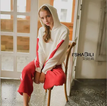 

2018 New Autumn and Winter Women's Warm Hooded Sweatshirt Pajamas Two Piece Pants Set Flannel Sleepwear Leisure Nightwear