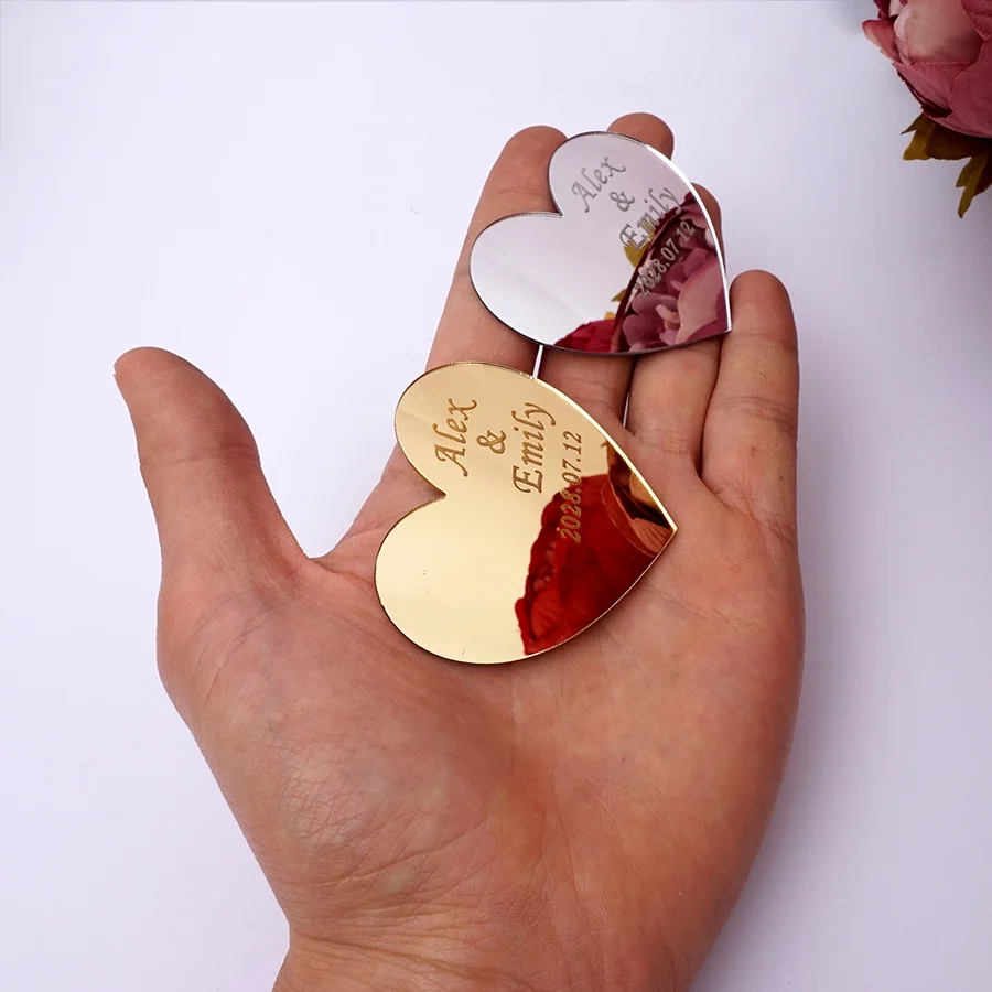 

30pcs 6cm Personalized Acrylic Mirror Small Heart Custom Wedding Name Date Invitation Cards Party Decor Favor Bridal Gift
