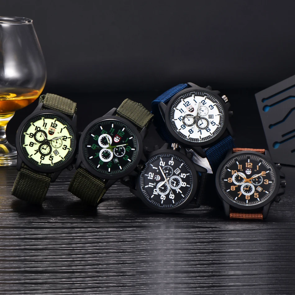 Prix Pas cher Sport Montres Hommes Marque XINEW Grand Visage Nylon Sport Bracelet Montre À Quartz avec Date Calendrier Reloj Hombre deportivo d origine